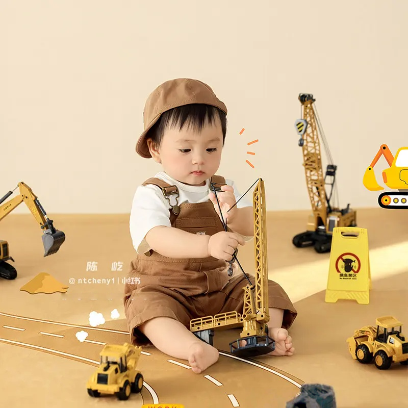 Engineering Vehicle Set (3-6M) - Baby Photography Props - Image 2